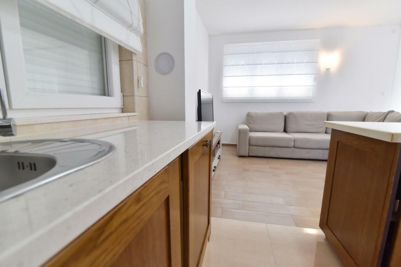 Villa Village Idylle With Heated Pool, Sauna, Jacuzzy And Private Parking Sukošan 외부 사진