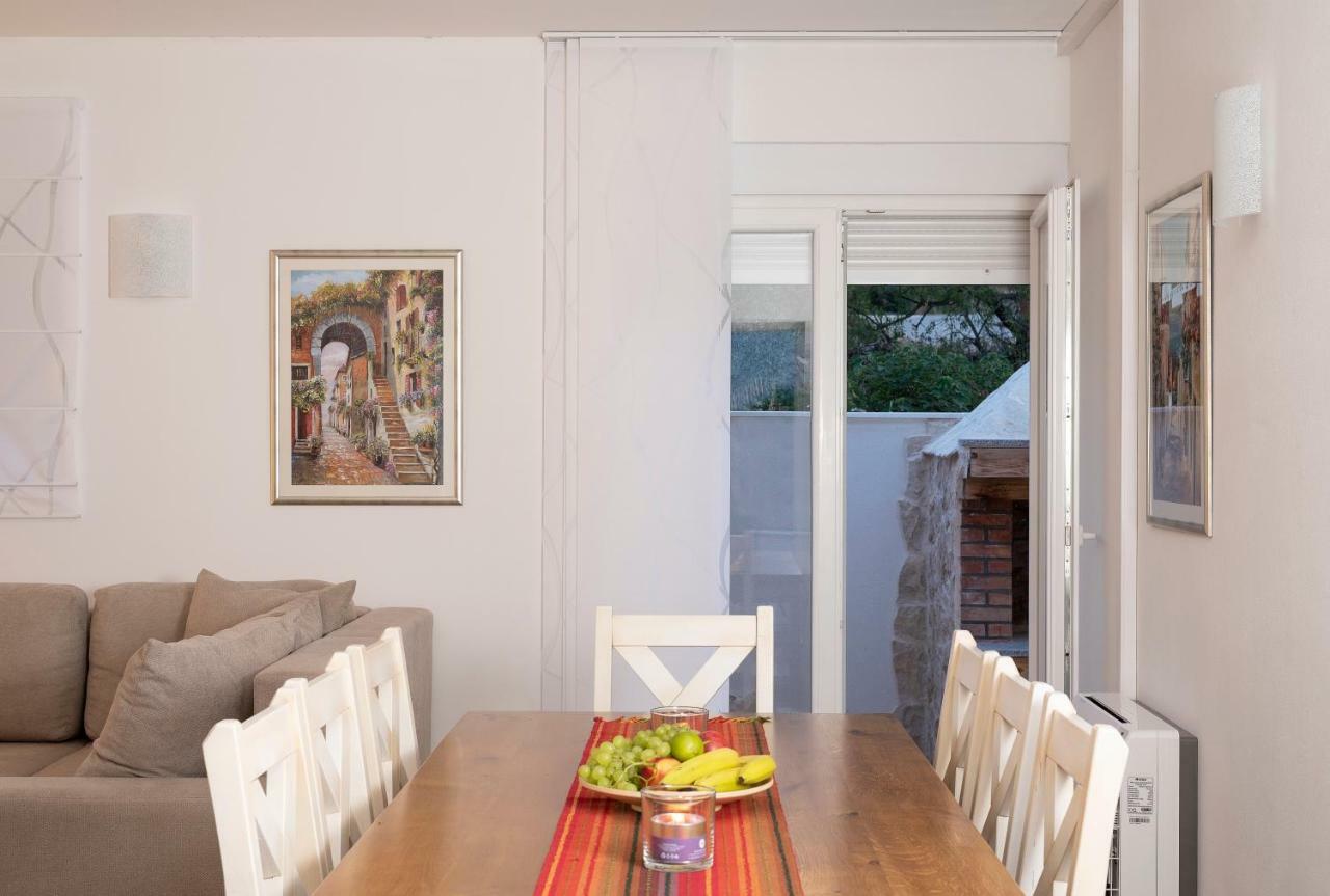 Villa Village Idylle With Heated Pool, Sauna, Jacuzzy And Private Parking Sukošan 외부 사진